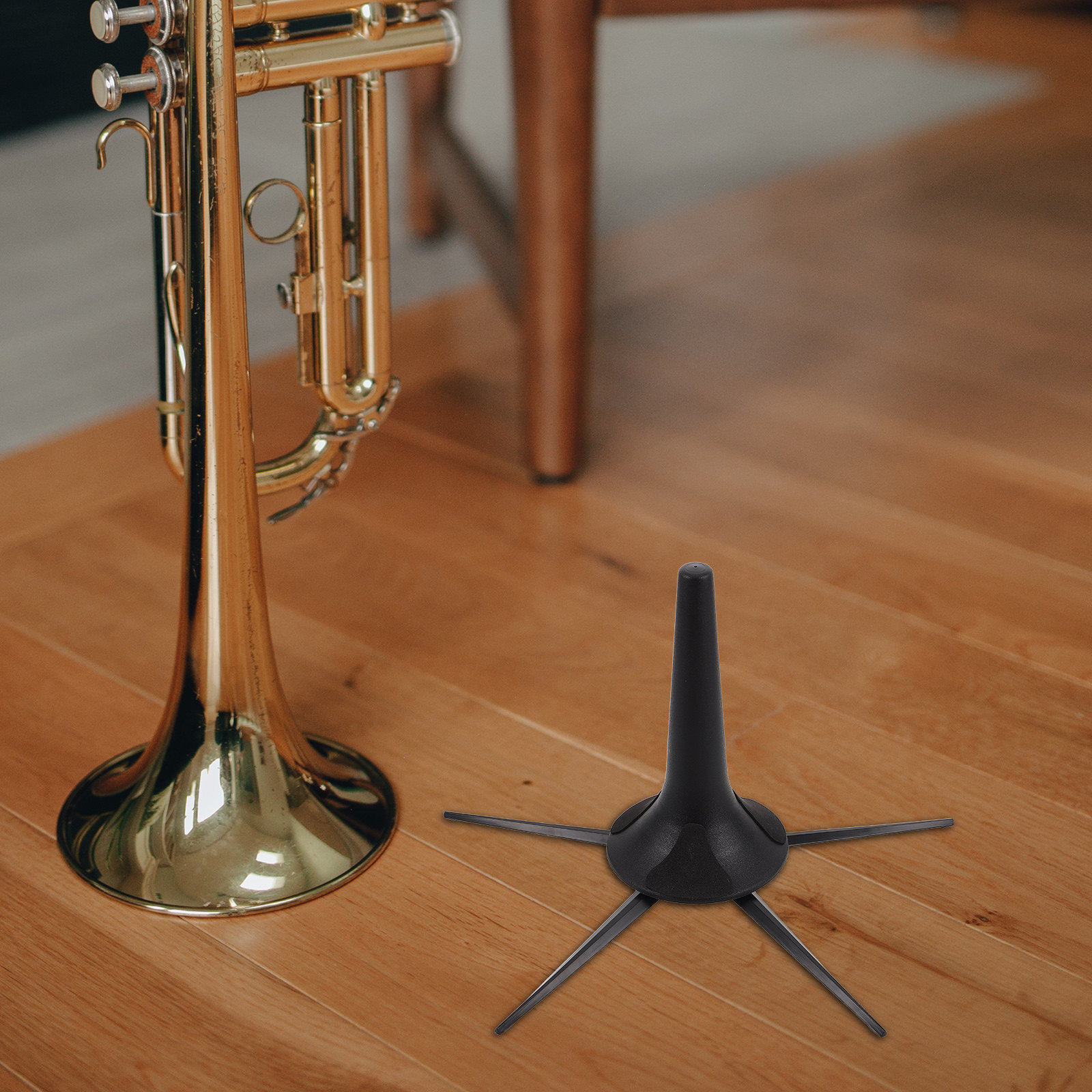 Musical Instrument Accessories - ポータブルトランペットスタンド 折りたたみ式 5本脚 分離可能な金属製ホルダー 安定したサポート 軽量