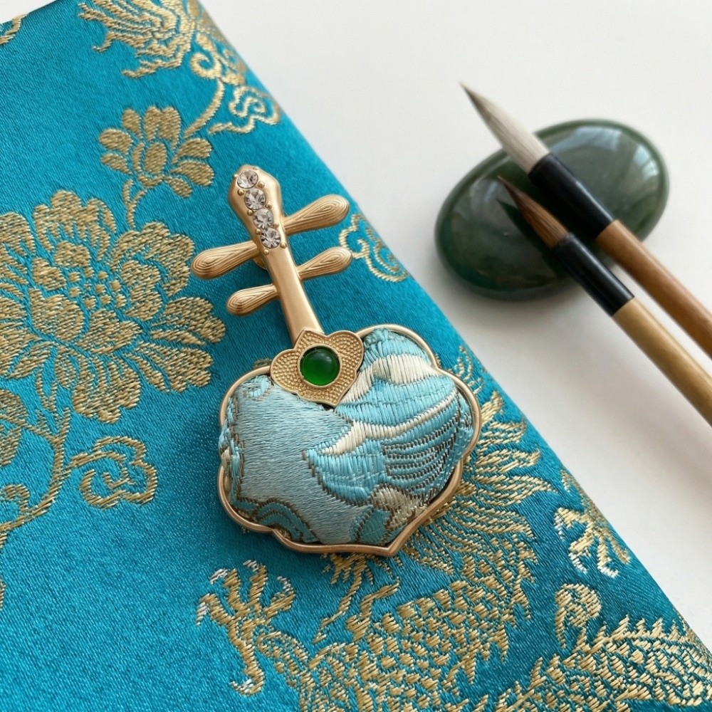 楽器 ピパ ピパソング ブロケードブローチ 宋王朝刺繍 刺繍 - Song With Musical Instrument のレビューと価格
