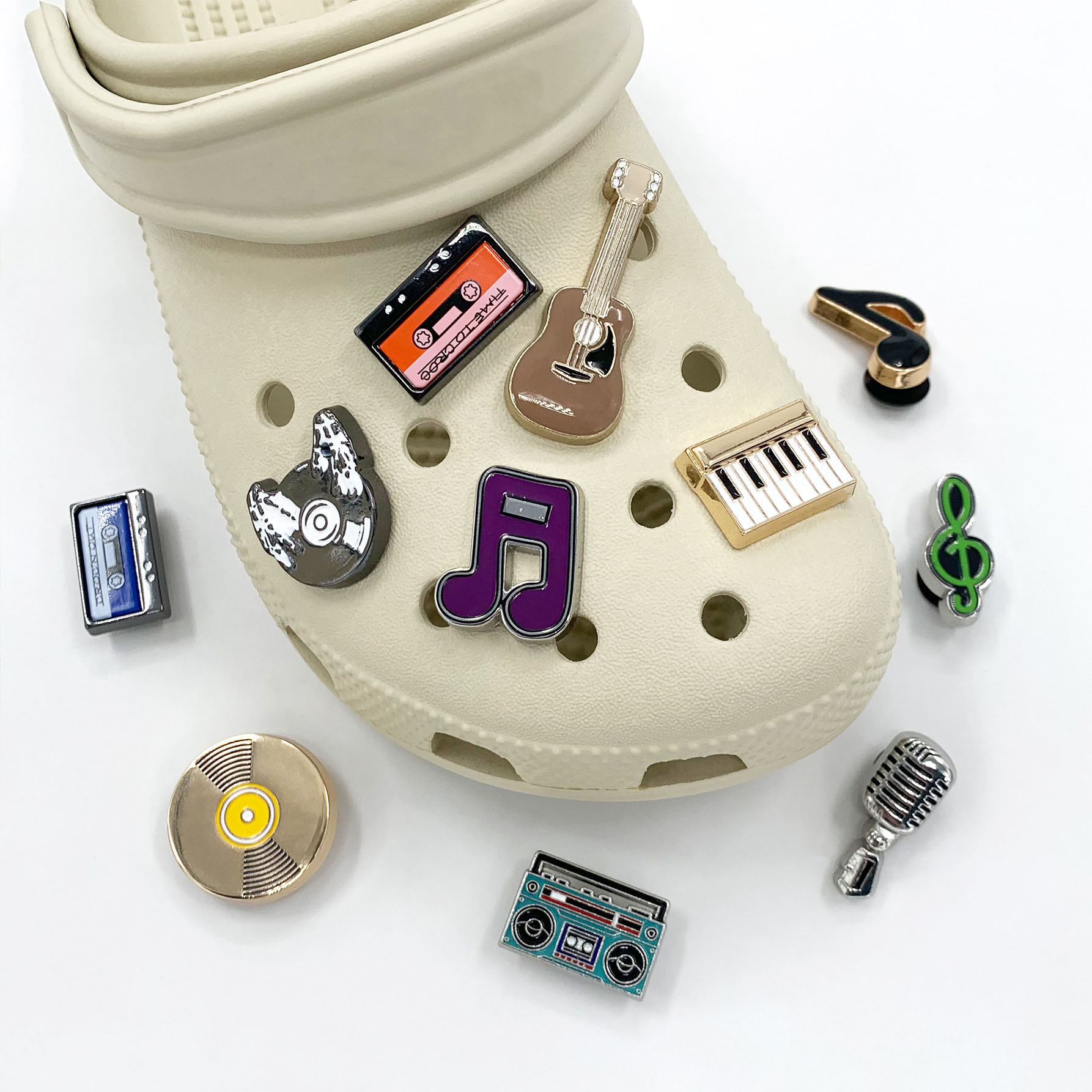 3D 楽器セット靴チャームアクセサリーピアノバイオリン DI - Musical Instrument Tabla のレビューと価格